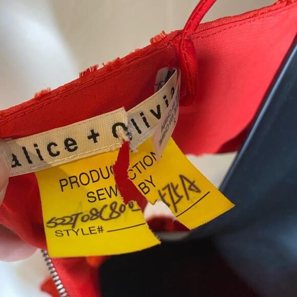 Alice + Olivia Runway Sample Tie Front Red Romper cutout new with tag - Picture 4 of 6